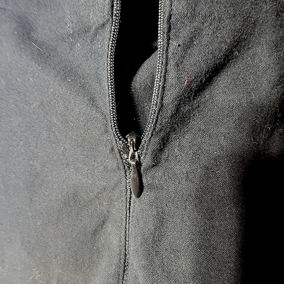 Hollister XS  Short Black Dress with Adjustable Straps and Side Zipper - Picture 7 of 8